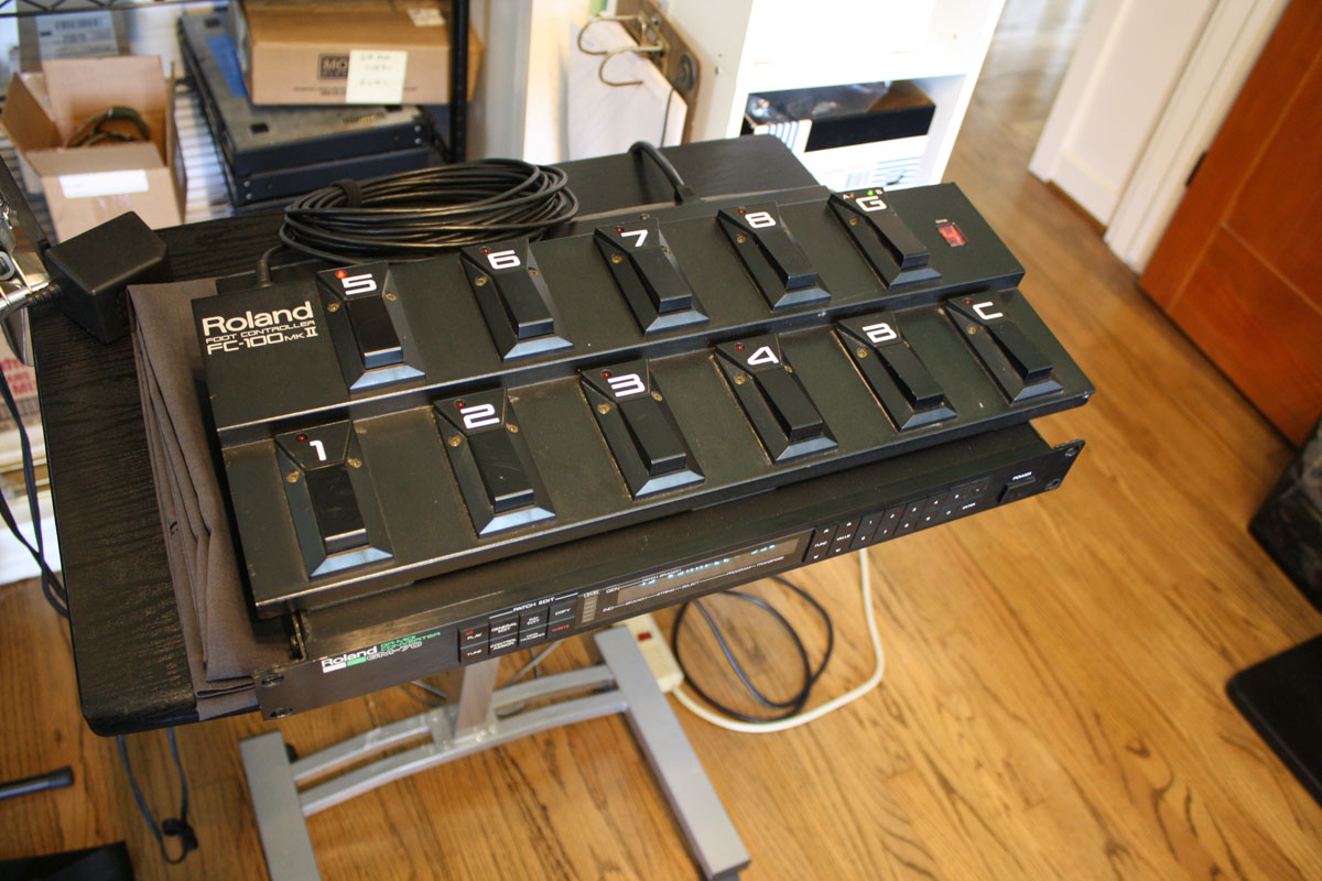 Roland FC-100 MKII Features and Specifications - Vintage Foot